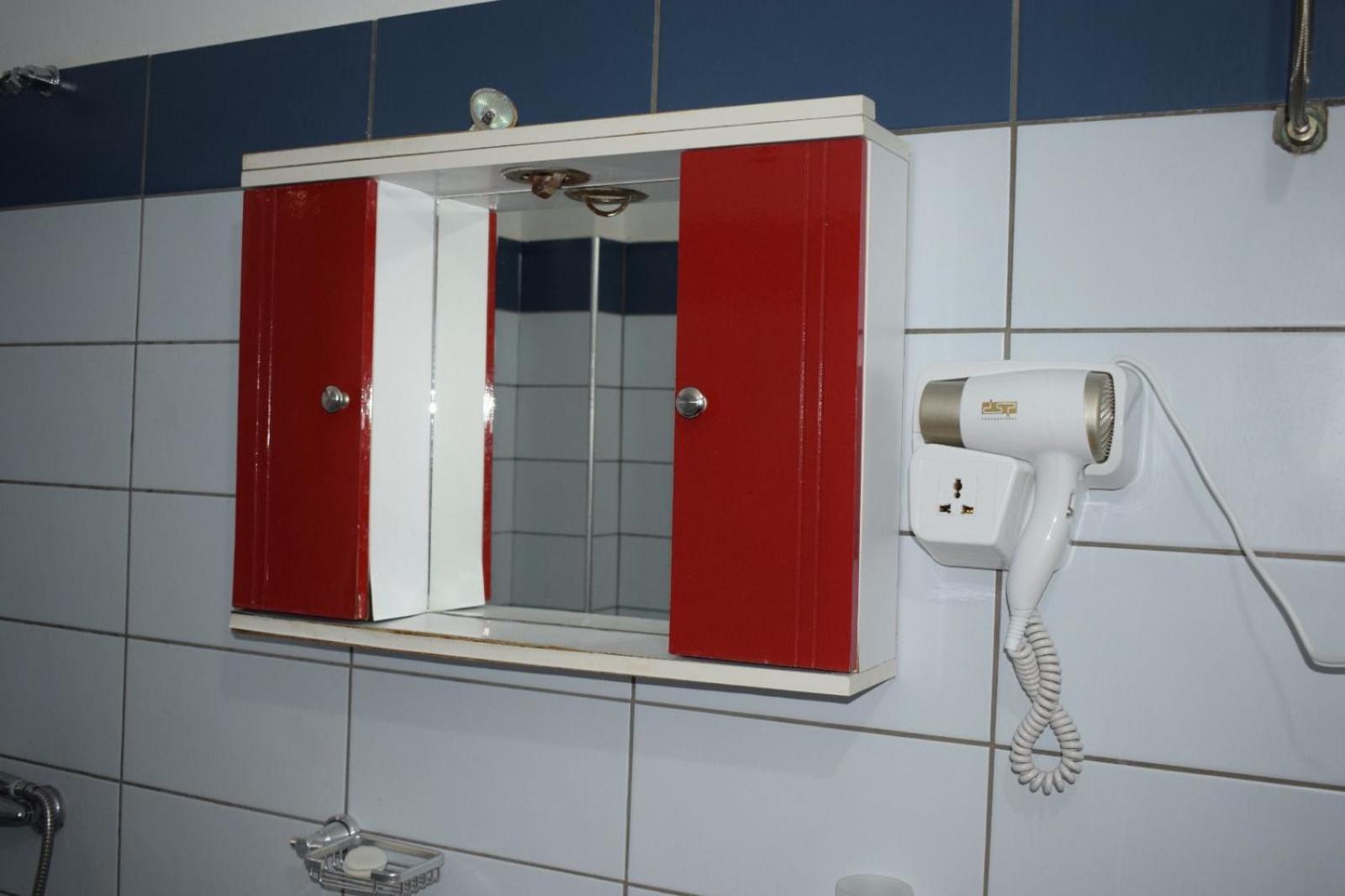 Noah 2 Bedrooms Apartment 300 M From Lungomare With Private Parking Vlorë